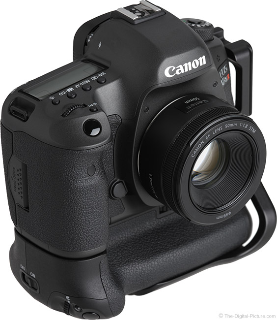 Canon EF 50mm f/1.8 STM Lens on EOS 5Ds R Angle Canon EF 50mm f/1.8 STM Lens on EOS 5Ds R Angle